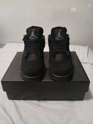 Jordan J4 Negro