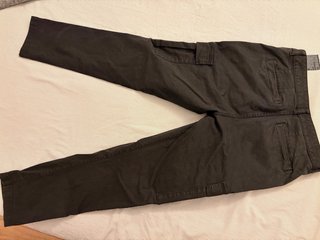Pantalón cargo hombre Zara