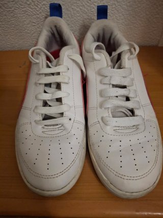 Zapatillas Deportivas Puma Blancas y Rojo