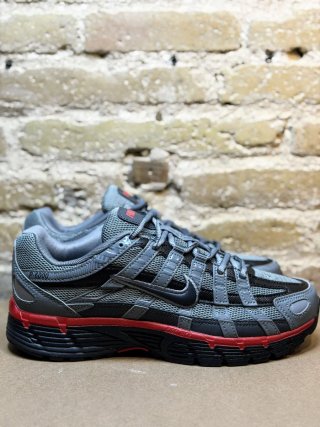 Zapatillas Nike P-6000 Gris/Rojo Talla 40