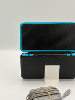 Nintendo 2DS XL