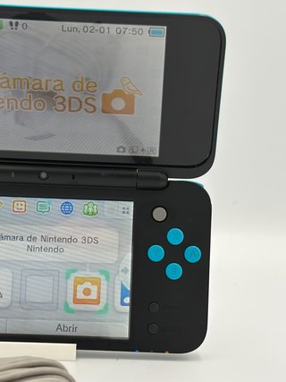 Nintendo 2DS XL