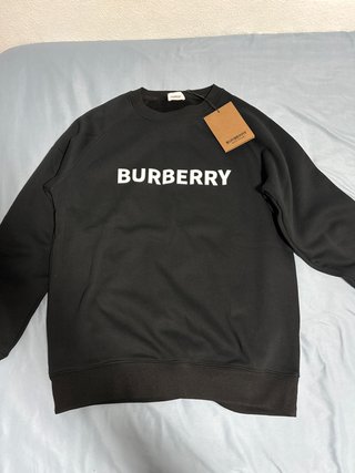 Sudadera Burberry Negra