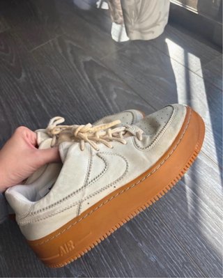 Zapatillas Nike Air Force 1 Beige Marrón