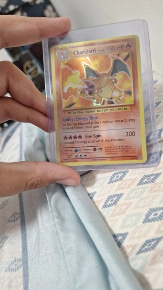 Carta Pokémon Charizard 11/108