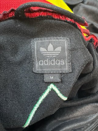 Chaqueta Adidas Chile 62 Retro Negra