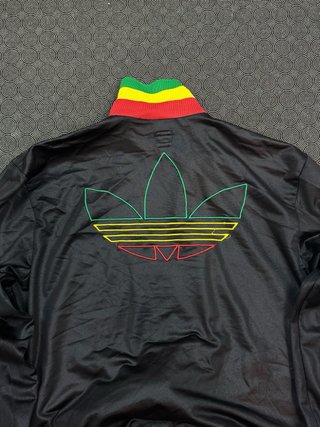 Chaqueta Adidas Chile 62 Retro Negra