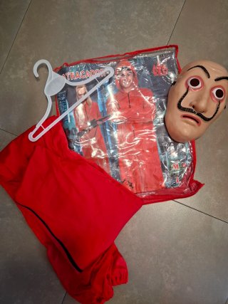 Disfraz Casa de Papel Talla M usado en 2 ocasiones
