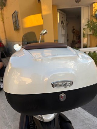 Baúl original Piaggio Beverly