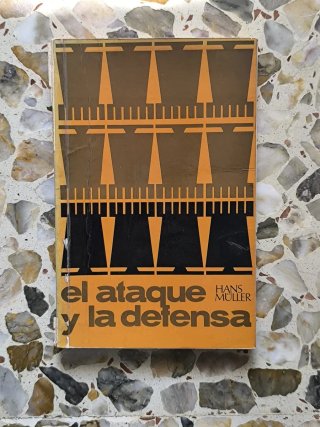Libro Ajedrez Ataque y Defensa Coleccion Escaques