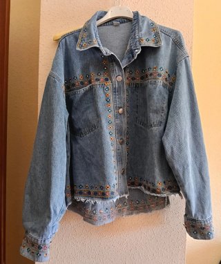 Chaqueta Vaquera con Bordados