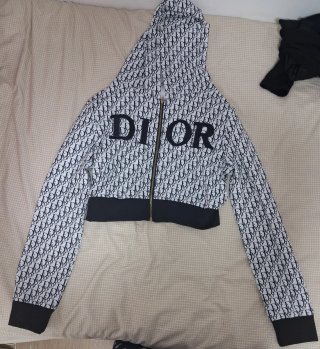 Sudadera corta Dior con cremallera y capucja