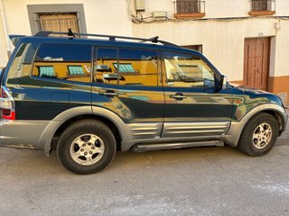 Mitsubishi Montero 2001