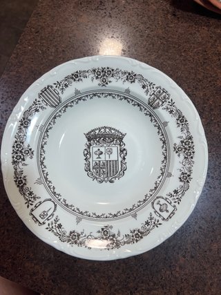 5 Platos escudo Aragón porcelana