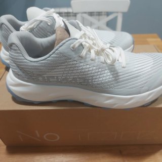 Zapatillas Running Nnormal Kjerag nuevas