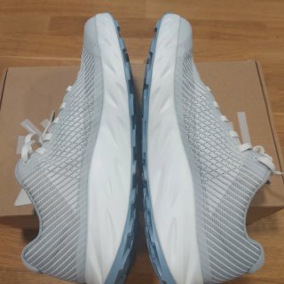 Zapatillas Running Nnormal Kjerag nuevas