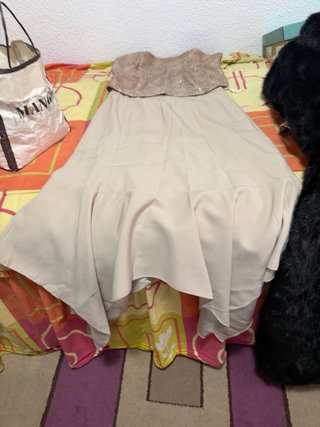 Conjunto de Corpiño y Falda Beige