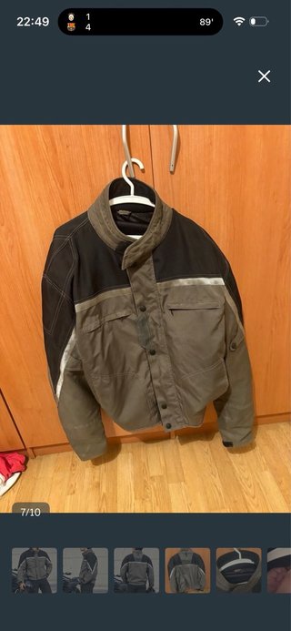 Chaqueta moto con protecciones en hombro codo