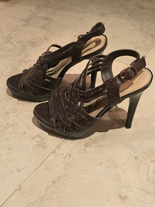 Sandalias de Piel Trenzadas marron chocolate