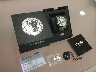 Reloj Versus Versace