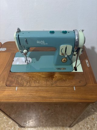 Máquina de coser Alfa Royale vintage Negociable