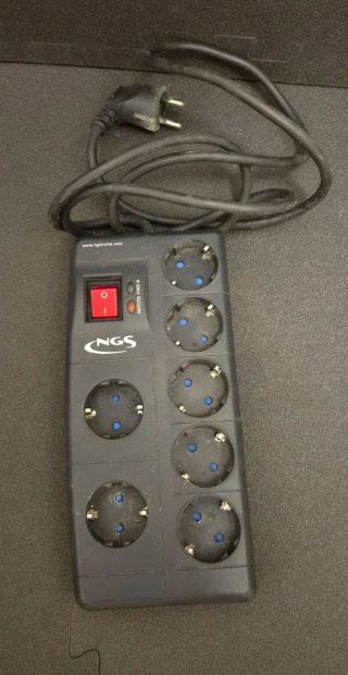 Regleta NGS 7 enchufes con interruptor