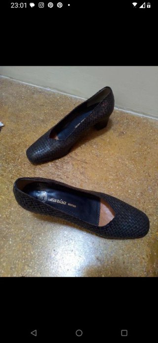 Scarpe in vera pelle blu