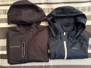 2 Chubasqueros y cortavientos 6/7