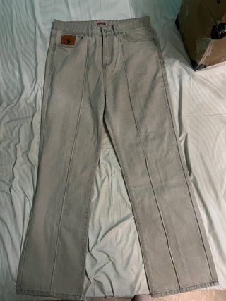 Pantalón Corteiz Gris largos