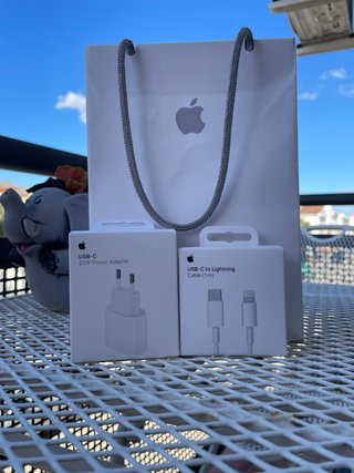 Cargador Apple completo nuevo