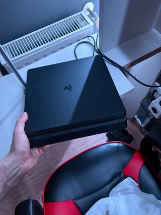 Sony PlayStation 4 Slim Negra