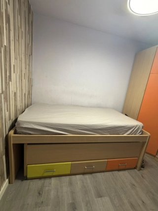 Cama nido con cajones.