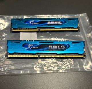 2 Memorias RAM G.Skill DDR3 ARES
