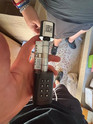 Cerradura Inteligente con Teclado Numérico