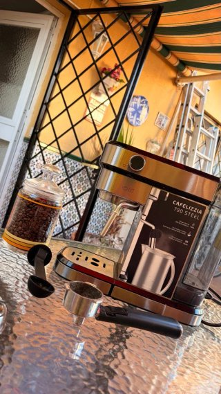 Cafetera Cecotec Cafelizzia 790 Steel