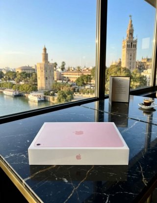 - MacBook Air 13 8/512GB Rosa Precintado + Fac