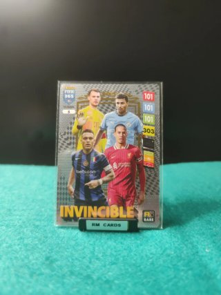 Panini FIFA 365 2025 Invincible Rare #5