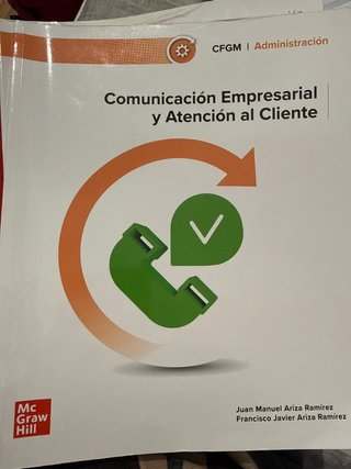 Comunicación empresarial y atención al cliente,...