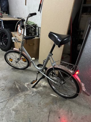 Bicicleta Holandesa Pequeña Restaurada