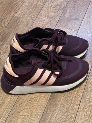Zapatillas Adidas Burdeos y Rosa