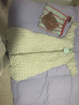Saco de dormir bebé cuadros y gorrito de oso