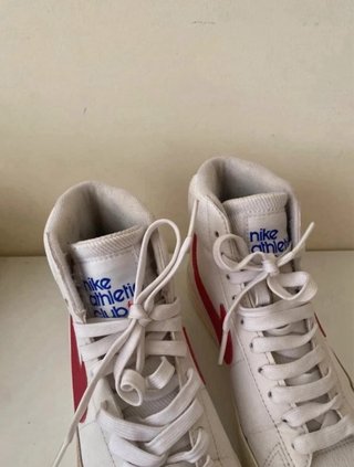 Zapatillas Nike Blazer Blancas y Rojas