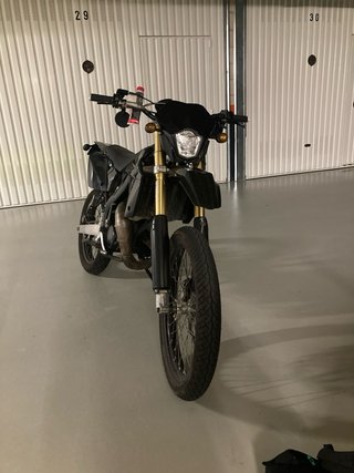 Rieju MRT Pro Supermotard Negra