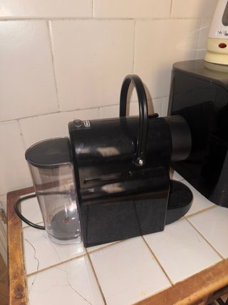 Cafetera Nespresso De'Longhi Inissia Negra