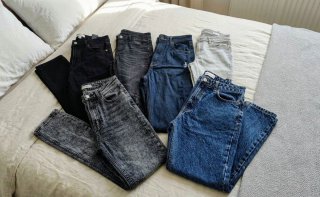 Set di 6 jeans da donna. 4€ ciascuno