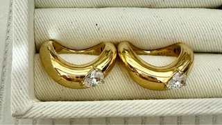 Par Anillos Dorados Circonita Pera