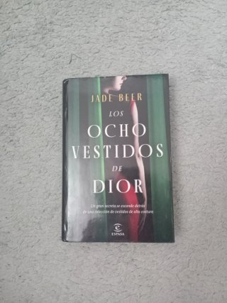 Los ocho vestidos de Dior