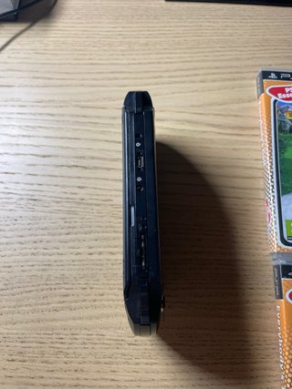 Lotto PSP Sony + 6 giochi
