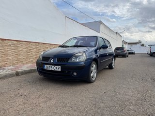 Renault Clio 2003