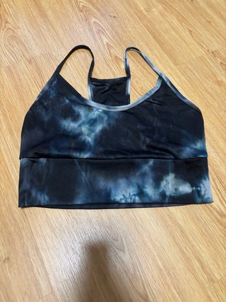Top deportivo tie-dye